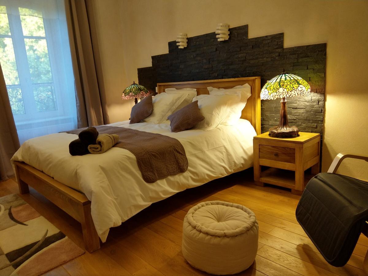 Les Chambres D'Hotes De La Frissonnette Auzelles Экстерьер фото