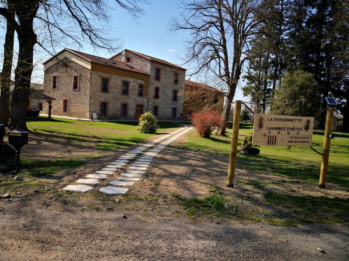 Les Chambres D'Hotes De La Frissonnette Auzelles Экстерьер фото